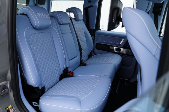 Новый Mercedes-Benz G-Class AMG Brabus 800 II (W463), 4.0 л, 2023 в Дубае от AUTO DEALS Серый цвет. Европейская | AUTO.AE