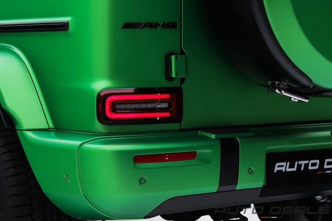 Новый Mercedes-Benz G-Class AMG 63 AMG II (W465) Рестайлинг, 4.0 л, 2025 в Дубае от AUTO DEALS Зеленый цвет. Европейская | AUTO.AE