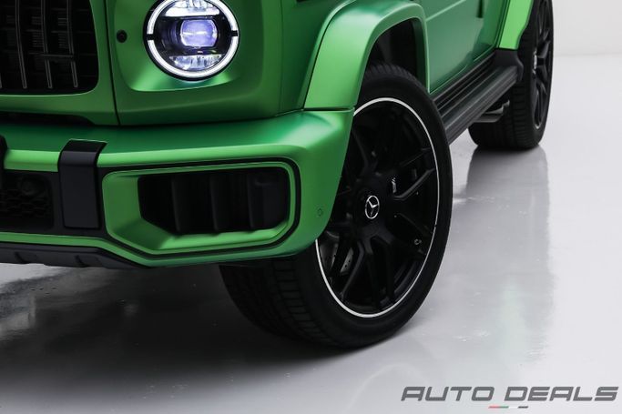 Новый Mercedes-Benz G-Class AMG 63 AMG II (W465) Рестайлинг, 4.0 л, 2025 в Дубае от AUTO DEALS Зеленый цвет. Европейская | AUTO.AE