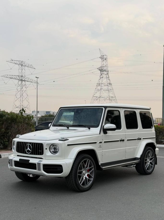 مستعملة Mercedes-Benz G-Class AMG 63 AMG II (W463), 4.0 l, 2021 في في دبي من Bin Humaidan Motors، اللون أبيض. المواصفات اليابانية | AUTO.AE