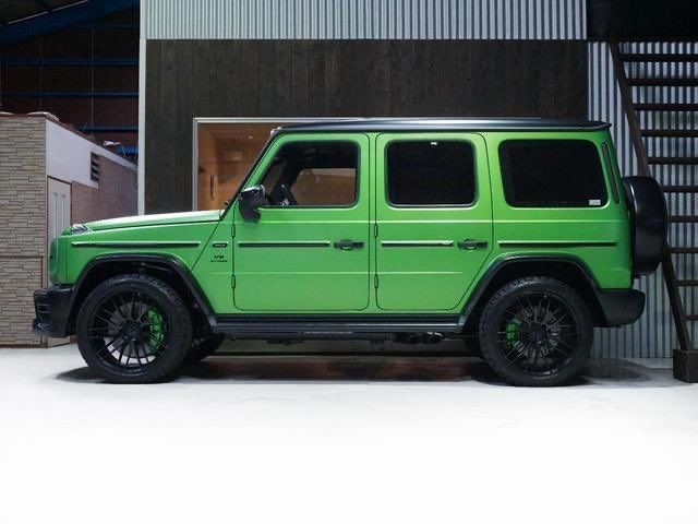 Подержанный Mercedes-Benz G-Class AMG 63 AMG II (W463), 4.0 л, 2022 в Дубае Зеленый цвет. Японская | AUTO.AE