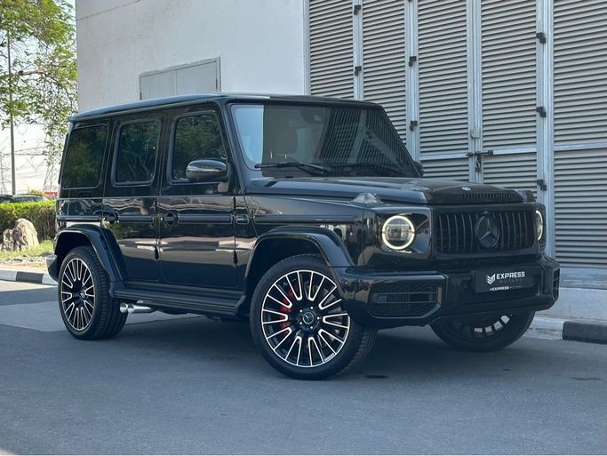 مستعملة Mercedes-Benz G-Class AMG 63 AMG عملية شد الوجه II (W465), 4.0 l, 2024 في في دبي من Express Motors، اللون أسود. المواصفات الكورية | AUTO.AE