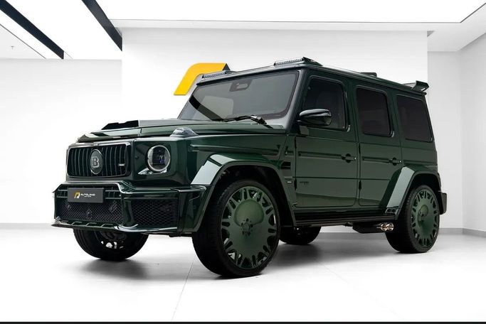 جديدة Mercedes-Benz G-Class AMG Brabus 800 عملية فيس ليفت II (W465), 4.0 l, 2025 في في دبي من Auto Land Motor، اللون أخضر. المواصفات الأوروبية | AUTO.AE