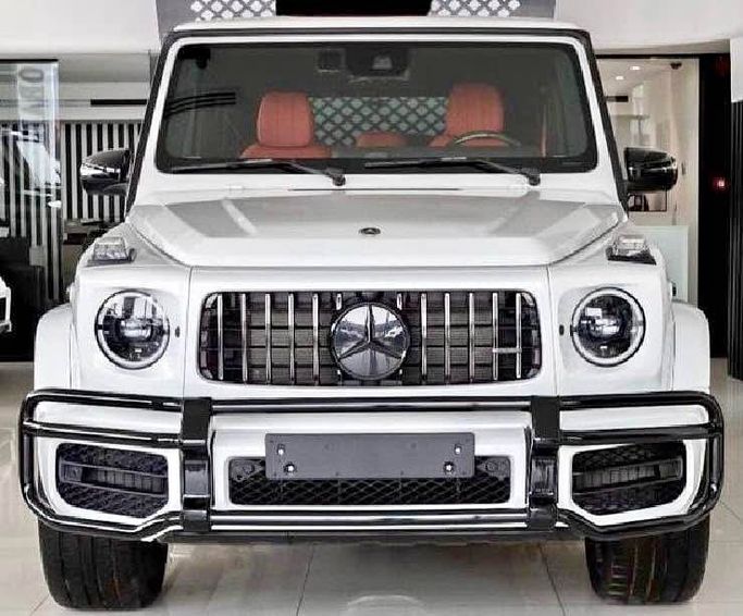 مستعملة Mercedes-Benz G-Class AMG 63 AMG II (W463), 4.0 l, 2024 في في دبي من LiveCars، اللون أبيض. المواصفات الكورية | AUTO.AE