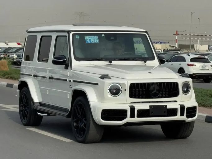 مستعملة ⁦Mercedes-Benz G-Class AMG 63 AMG II (W463)، 4.0 l، 2021⁩ في في الإمارات, دبي من Best Car، اللون أبيض.  | AUTO.AE | إعلان #287070