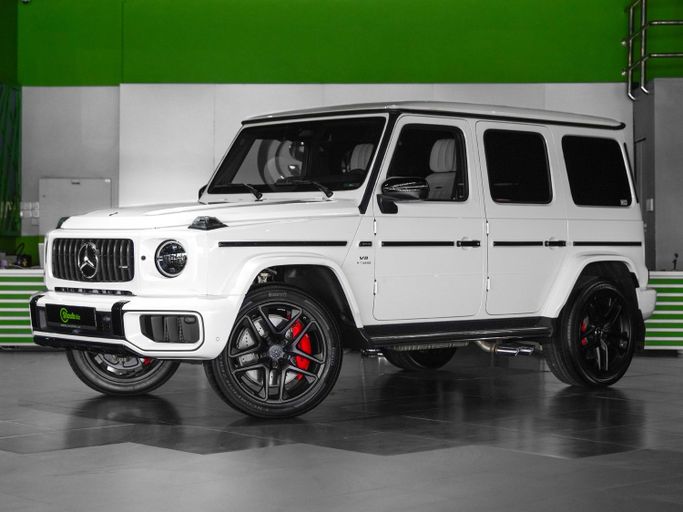 جديدة ⁦Mercedes-Benz G-Class AMG 63 AMG عملية فيس ليفت II (W465)، 4.0 l، 2025⁩ في في الإمارات, دبي من Stoub.Biz Motors، اللون أبيض. المواصفات اليابانية | AUTO.AE | إعلان #289674