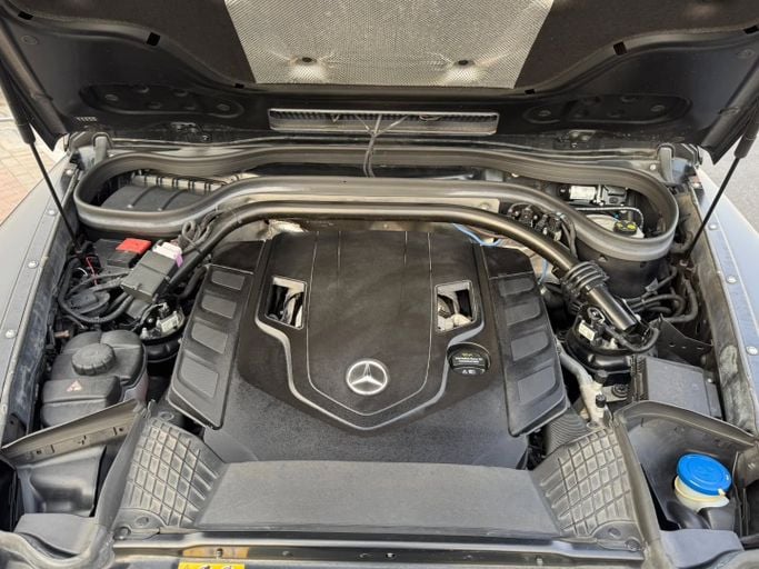 Used Mercedes-Benz G-Class 550 III (W463), 4.0 l, 2020 in Dubai by Saeed Auto, Black color. Japanese Specs | AUTO.AE