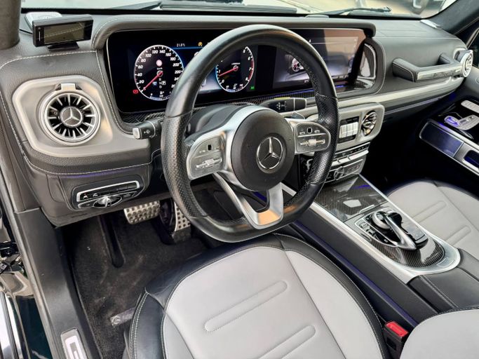 Used Mercedes-Benz G-Class 550 III (W463), 4.0 l, 2019 in Dubai by Saeed Auto, Black color. Japanese Specs | AUTO.AE