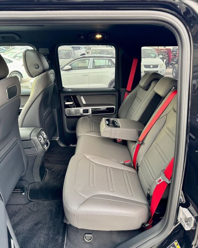 New Mercedes-Benz G-Class 400 III (W463), 2.9 l, 2024 in Dubai by Saeed Auto, Black color. Japanese Specs | AUTO.AE