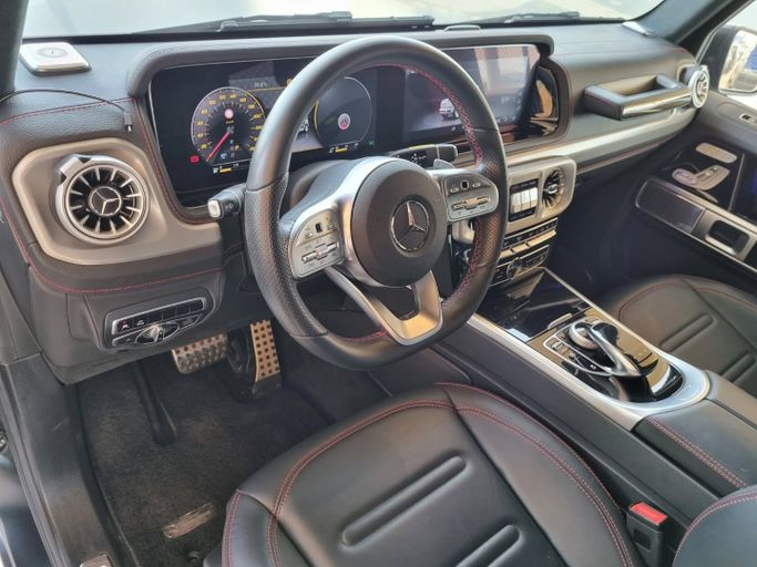 Used Mercedes-Benz G-Class 550 III (W463), 4.0 l, 2020 in Dubai by Saeed Auto, Black color. Japanese Specs | AUTO.AE