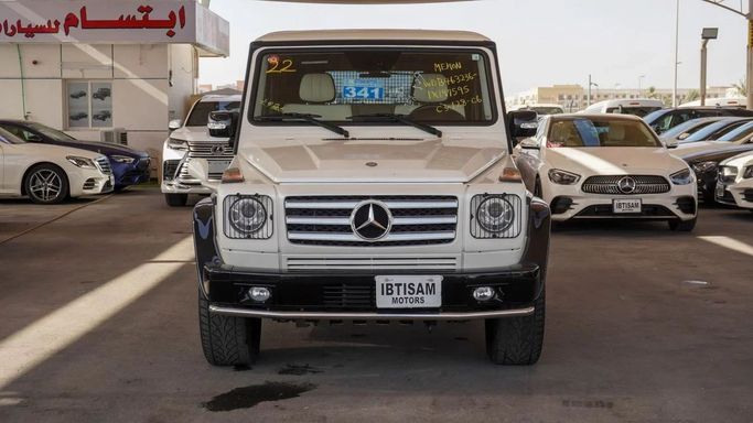 Подержанный Mercedes-Benz G-Class 550 II (W463) Рестайлинг 2, 5.5 л, 2012 в Дубае от Ibitisam Motors Белый цвет.  | AUTO.AE