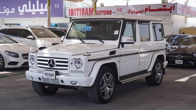Подержанный Mercedes-Benz G-Class 550 II (W463) Рестайлинг 4, 4.0 л, 2015 в Дубае от Ibitisam Motors Белый цвет.  | AUTO.AE