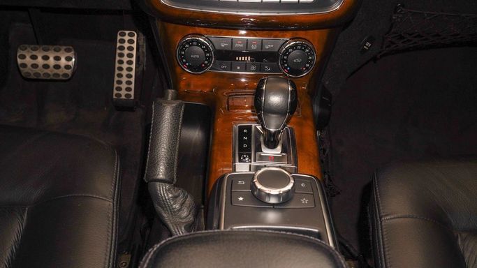 Подержанный Mercedes-Benz G-Class 500 II (W463) Рестайлинг 3, 5.5 л, 2014 в Дубае от Ibitisam Motors Черный цвет.  | AUTO.AE