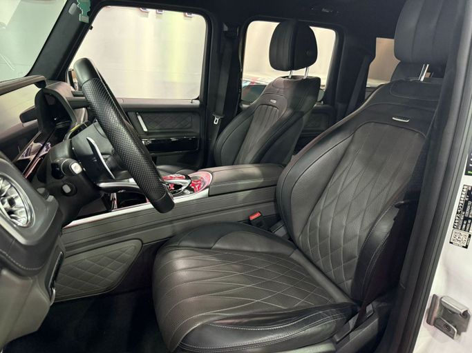 Used Mercedes-Benz G-Class AMG 63 AMG II (W463), 4.0 l, 2022 in Dubai by STAR COLLECTION LLC, White color. Japanese Specs | AUTO.AE