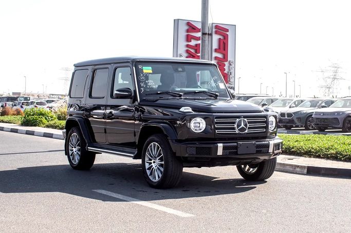 Подержанный Mercedes-Benz G-Class 550 III (W463), 4.0 л, 2023 в Дубае от CAR POINT FZE Черный цвет. Other | AUTO.AE