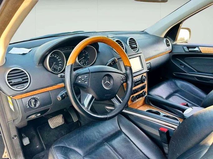 Used Mercedes-Benz GL-Class 550 I (X164), 5.5 l, 2008 in Dubai by Mirza Automobile FZE, Black color. Japanese Specs | AUTO.AE