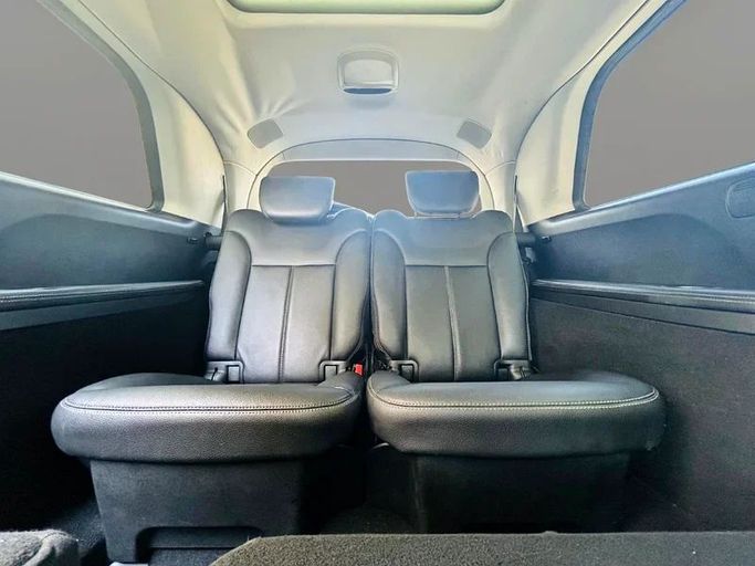 Подержанный Mercedes-Benz GL-Class 450 I (X164), 4.7 л, 2008 в Дубае от Mirza Automobile FZE Белый цвет. Японская | AUTO.AE