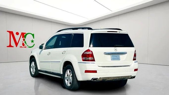 Подержанный Mercedes-Benz GL-Class 450 I (X164), 4.7 л, 2008 в Дубае от Mirza Automobile FZE Белый цвет. Японская | AUTO.AE