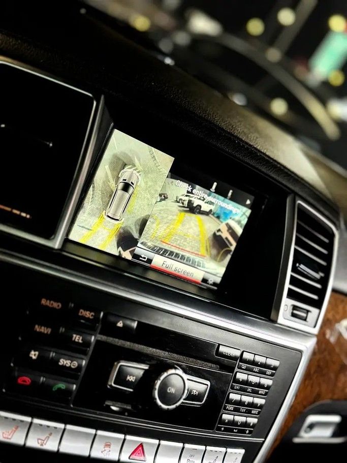 Подержанный Mercedes-Benz GL-Class 500 II (X166), 4.7 л, 2016 в Дубае от F1 Motors Серебристый цвет. GCC | AUTO.AE