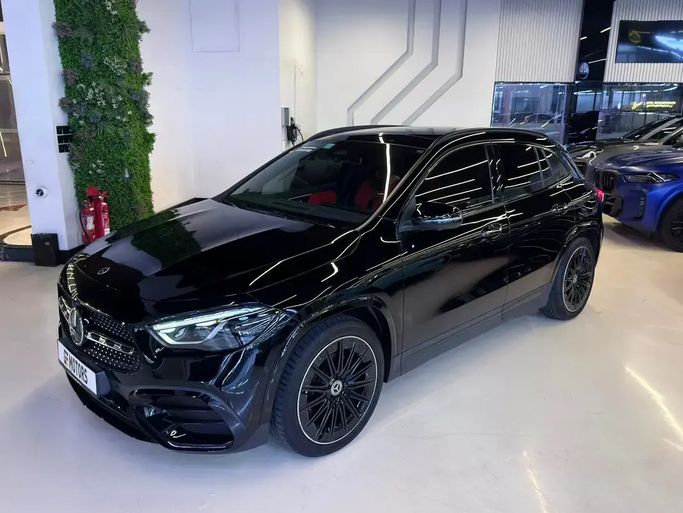 مستعملة Mercedes-Benz GLA 200 عملية فيس ليفت II (H247) II (H247), 1.3 l, 2024 في في دبي من GE Motors، اللون أسود. مواصفات الخليج | AUTO.AE | إعلان #265039