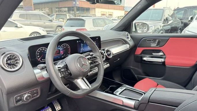 Used Mercedes-Benz GLB 250 I (X247) Facelift, 2.0 l, 2024 in Dubai by Ignite Used Cars, White color. GCC Specs | AUTO.AE