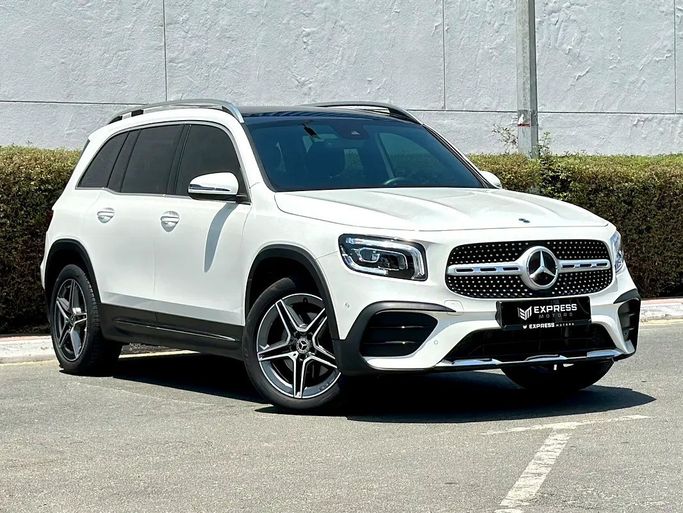 مستعملة ⁦Mercedes-Benz GLB 250 I (X247)، 2.0 l، 2021⁩ في في الإمارات, دبي من Express Motors، اللون أبيض. المواصفات الكورية | AUTO.AE | إعلان #286567