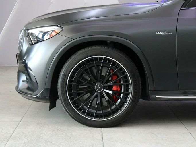 Подержанный Mercedes-Benz GLC AMG 43 AMG II (X254), 2.0 л, 2024 в Дубае от Hot Wheel Used Motors Серый цвет. Other | AUTO.AE