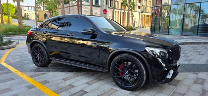Подержанный Mercedes-Benz GLC AMG 63 AMG S I (X253) Рестайлинг, 4.0 л, 2019 в Дубае от Auto Bank Trading Черный цвет. Other | AUTO.AE