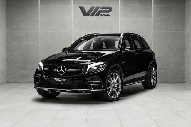 مستعملة ⁦Mercedes-Benz GLC AMG 43 AMG I (X253)، 3.0 l، 2018⁩ في في الإمارات, دبي من VIP Design، اللون أسود. مواصفات الخليج | AUTO.AE | إعلان #287828