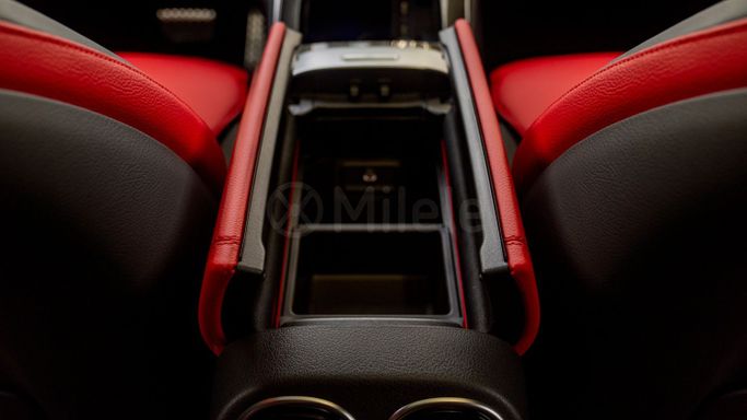 Подержанный Mercedes-Benz GLC Coupe AMG 43 AMG II (C254), 2.0 л, 2025 в Дубае от Milele Черный цвет. Other | AUTO.AE