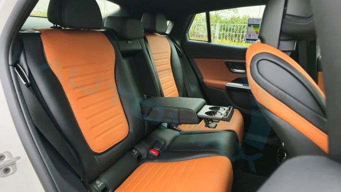 Новый Mercedes-Benz GLC Coupe 200 II (C254), 2.0 л, 2025 в Дубае от Auto Max Group Белый цвет. GCC | AUTO.AE