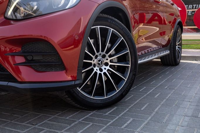 Used Mercedes-Benz GLC Coupe 250 I (X253), 2.0 l, 2018 in Dubai by Linda Cars, Red color. GCC Specs | AUTO.AE