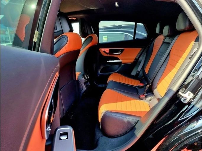 Новый Mercedes-Benz GLC Coupe 200 II (C254), 2.0 л, 2024 в Дубае от Auto Gallery DXB Черный цвет. Европейская | AUTO.AE