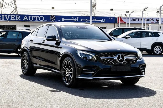 مستعملة Mercedes-Benz GLC Coupe 300 I (C253), 2.0 l, 2019 في في الإمارات, دبي من RIVER AUTO FZCO، اللون أسود. المواصفات الكورية | AUTO.AE | إعلان #277565