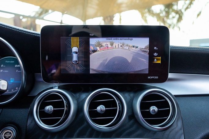 Used Mercedes-Benz GLC 200 II (X254), 2.0 l, 2022 in Dubai by Linda Cars, Black color. GCC Specs | AUTO.AE
