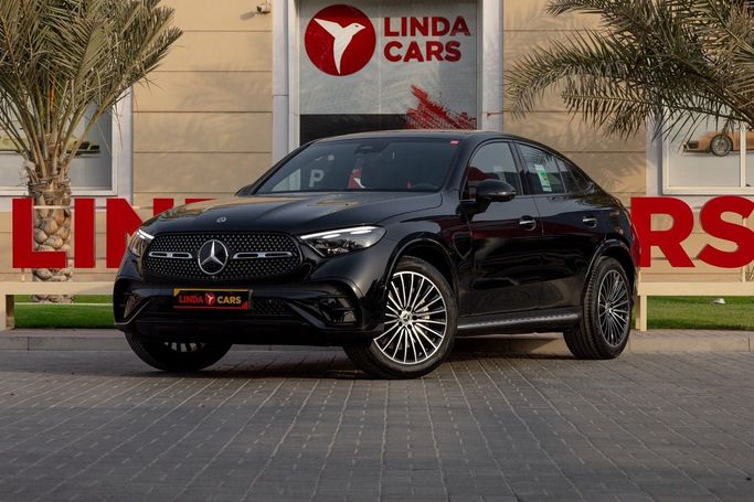 Подержанный Mercedes-Benz GLC 200 II (X254), 2.0 л, 2025 в Дубае от Linda Cars Черный цвет. GCC | AUTO.AE