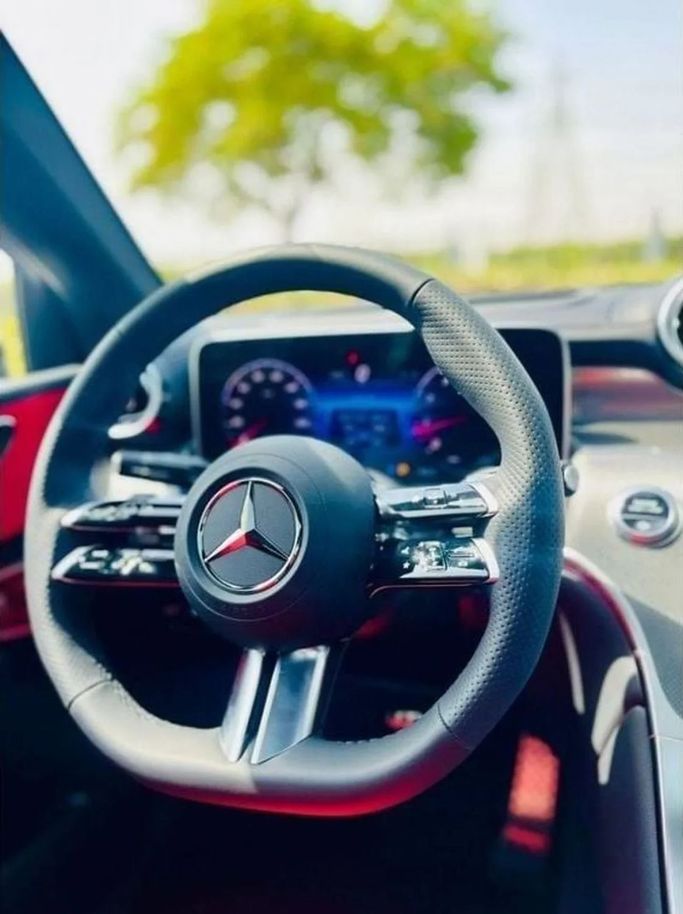 Новый Mercedes-Benz GLC 200 II (X254), 2.0 л, 2025 в Дубае от Ideal Cars LLC Черный цвет. GCC | AUTO.AE