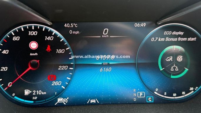 Подержанный Mercedes-Benz GLC 200 II (X254), 2.0 л, 2023 в Дубае от Alhamd Motors Белый цвет. Other | AUTO.AE