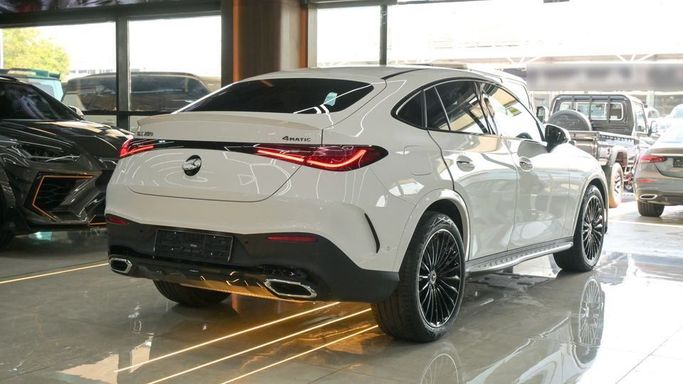 Новый Mercedes-Benz GLC 200 II (X254), 2.0 л, 2024 в Дубае от Najem Motors Белый цвет. Other | AUTO.AE