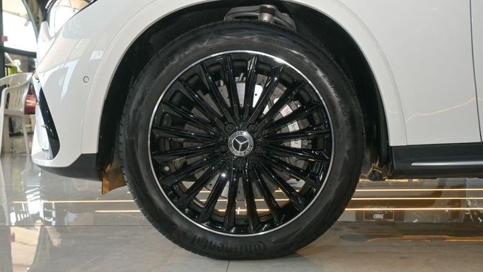 Новый Mercedes-Benz GLC 200 II (X254), 2.0 л, 2024 в Дубае от Najem Motors Белый цвет. Other | AUTO.AE