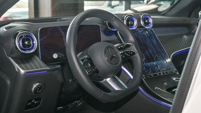 Новый Mercedes-Benz GLC 200 II (X254), 2.0 л, 2024 в Дубае от Najem Motors Белый цвет. Other | AUTO.AE