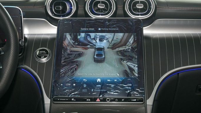 Новый Mercedes-Benz GLC 200 II (X254), 2.0 л, 2024 в Дубае от Najem Motors Белый цвет. Other | AUTO.AE