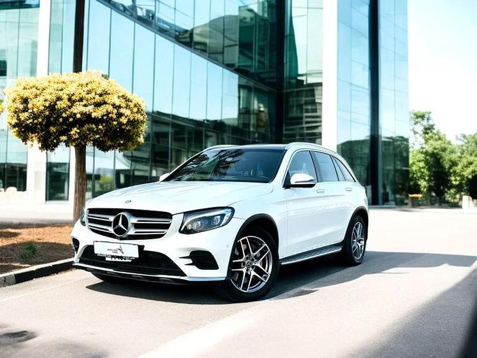 Used Mercedes-Benz GLC 250 I (X253), 2.0 l, 2017 in Dubai by Andaleeb Cars, White color. GCC Specs | AUTO.AE