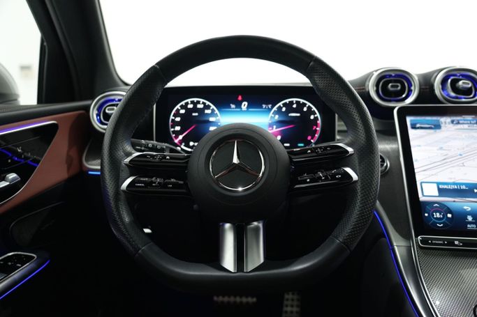 Used Mercedes-Benz GLC 200 II (X254), 2.0 l, 2023 in Dubai by Oscar Motors, Silver color.  | AUTO.AE