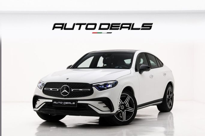 Подержанный Mercedes-Benz GLC 200 II (X254), 2.0 л, 2024 в Дубае от AUTO DEALS Белый цвет. GCC | AUTO.AE