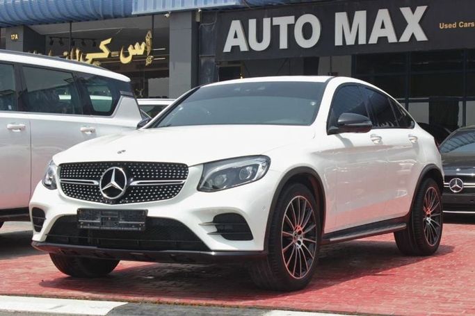 مستعملة Mercedes-Benz GLC 250 I (X253), 2.0 l, 2019 في في دبي من Auto Max used Car Trading LLC، اللون أبيض. مواصفات الخليج | AUTO.AE | إعلان #251405