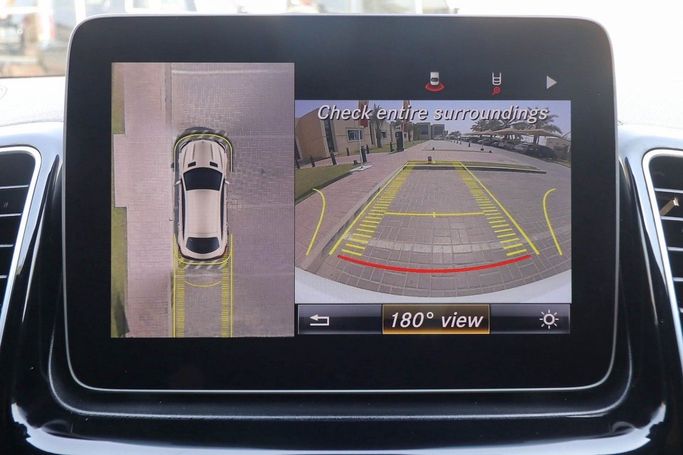 Подержанный Mercedes-Benz GLE AMG 43 AMG I (W166), 3.0 л, 2018 в Дубае от Linda Cars Белый цвет. GCC | AUTO.AE