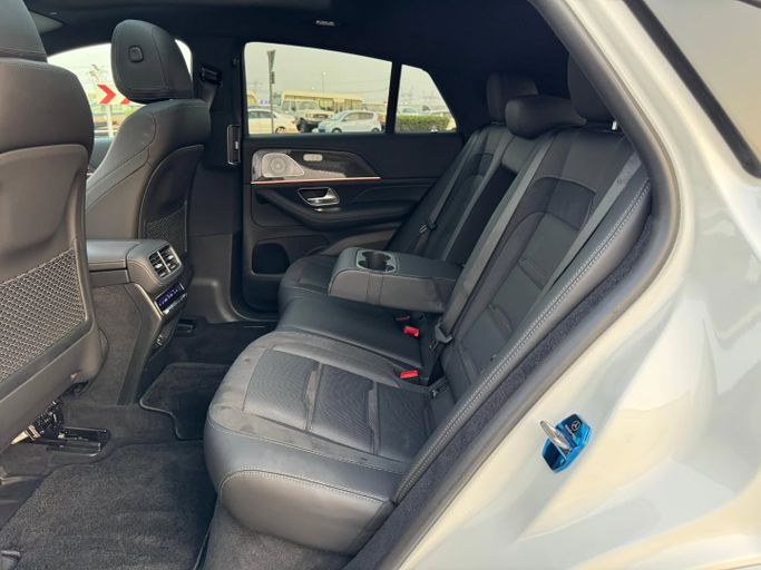 Подержанный Mercedes-Benz GLE AMG 53 AMG II (V167), 3.0 л, 2020 в Дубае от Saeed Auto Белый цвет. Японская | AUTO.AE