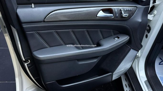 Подержанный Mercedes-Benz GLE AMG 63 AMG I (W166), 5.5 л, 2016 в Дубае от Alhamd Motors Белый цвет. Other | AUTO.AE