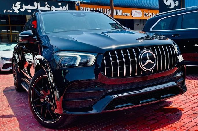 New Mercedes-Benz GLE AMG 53 AMG II (V167), 3.0 l, 2021 in Dubai by Auto Gallery DXB, Black color. GCC Specs | AUTO.AE
